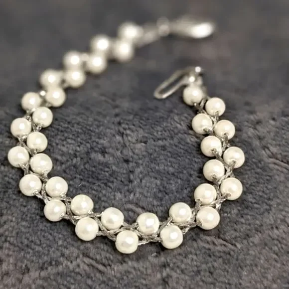 Vintage 90's Weaved Double Strand Faux Pearl Rhodium Plated Bracelet - Picture 3 of 10